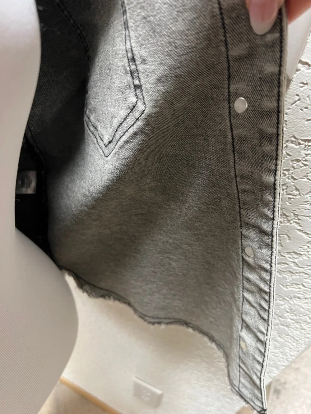Veveret Black Rhinestone Jean Jacket - Picture 15 of 16